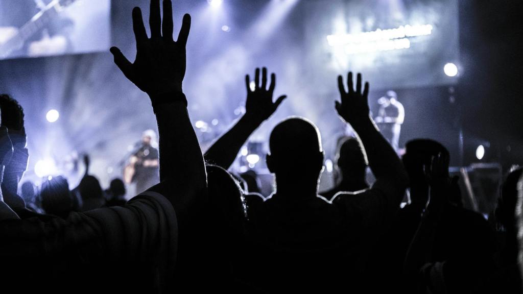 Blue Ribbon Panel of Elderly Worshippers Finds Three Good Things About Contemporary Worship&nbsp;Services