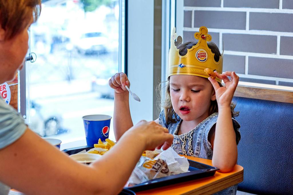 As A Former McDonald’s Employee, Kamala Harris Pledges to Choose Other Fast Food Veterans for Cabinet&nbsp;jobs.